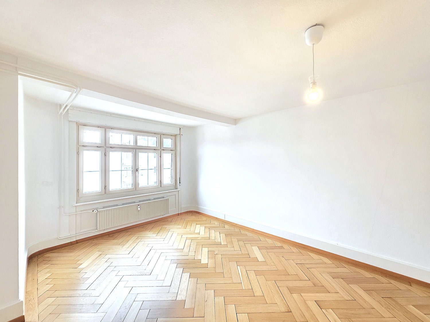 4 rooms apartment, photo 3 of 6