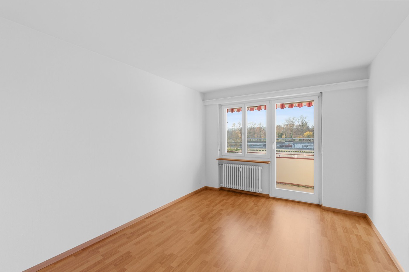3 rooms apartment, photo 3 of 8