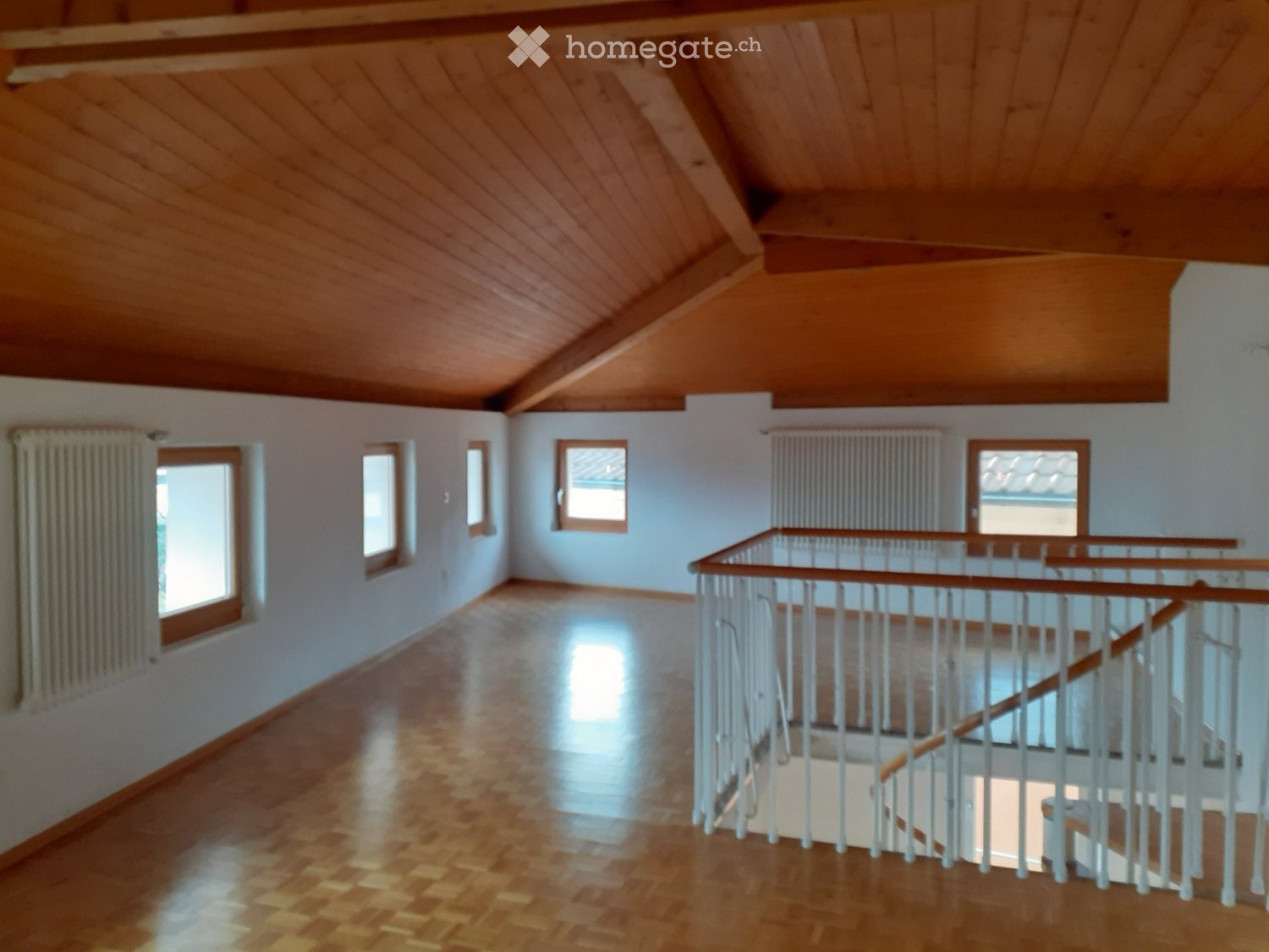 5 rooms apartment