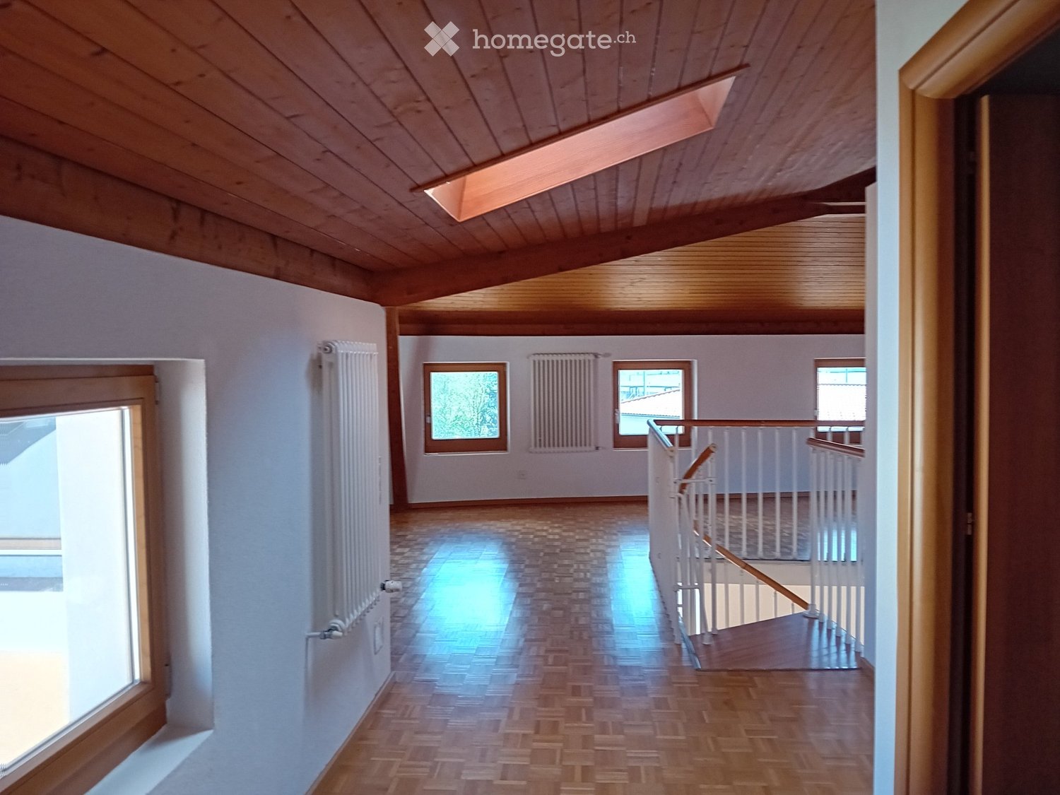5 rooms apartment