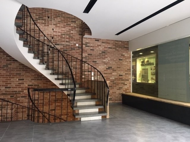 150m² commercial, photo 3 of 6