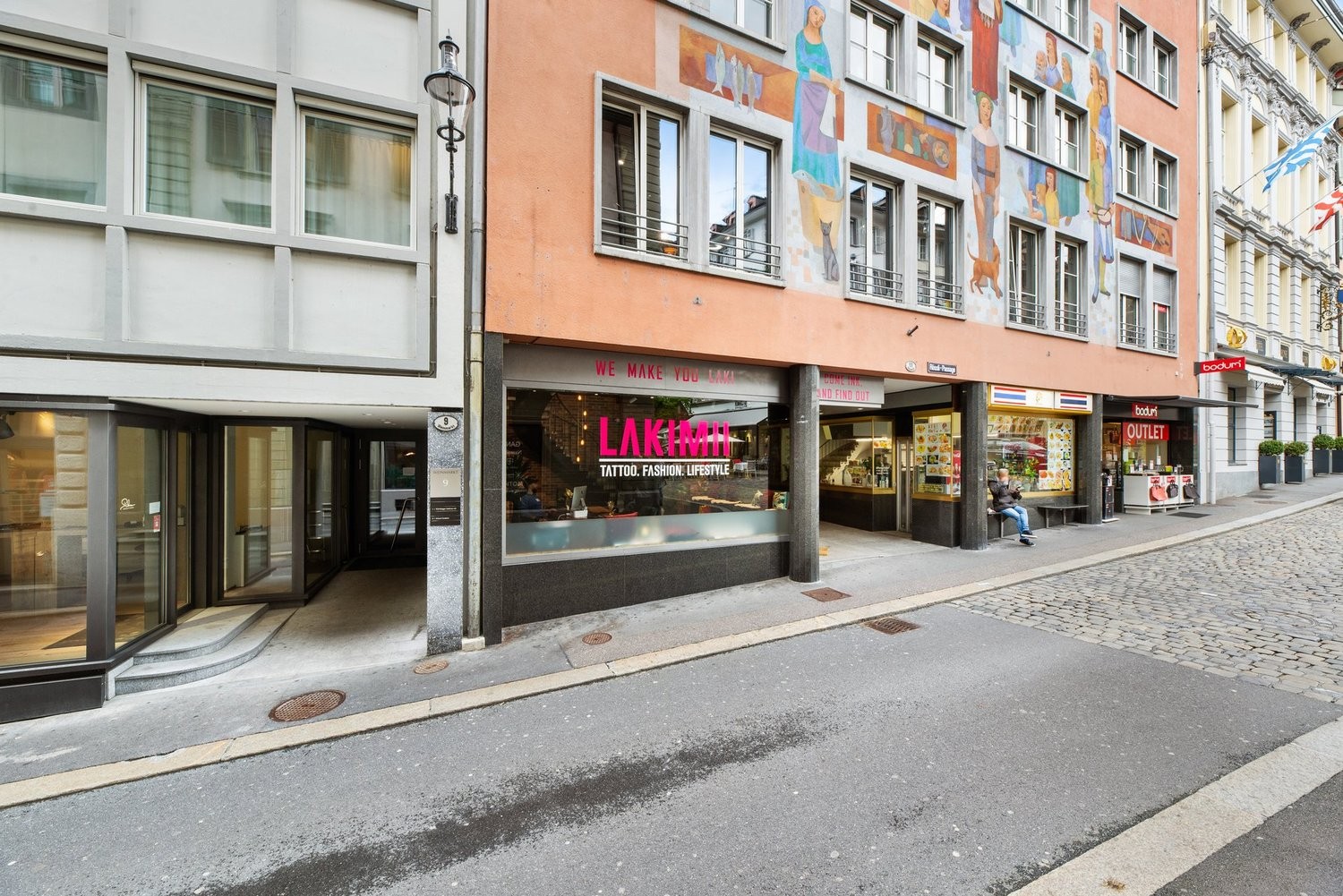 150m² commercial, photo 1 of 6