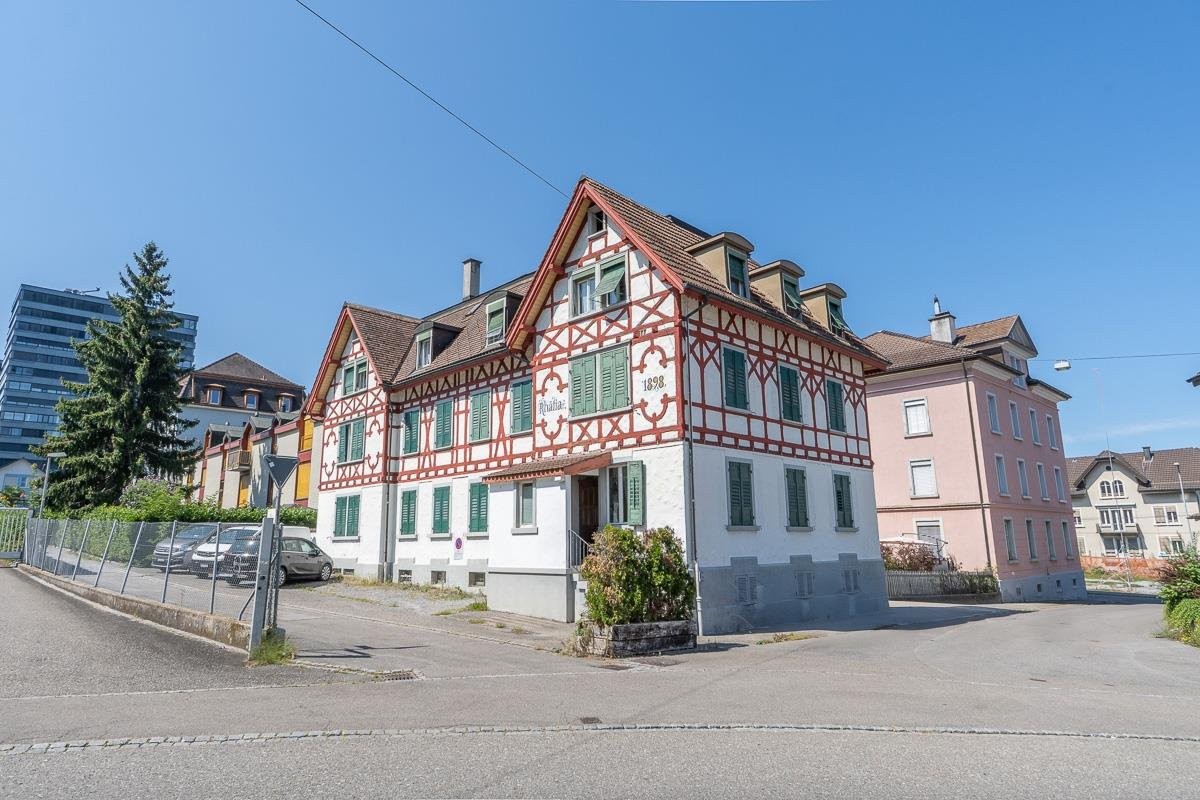 Maison multifamiliale