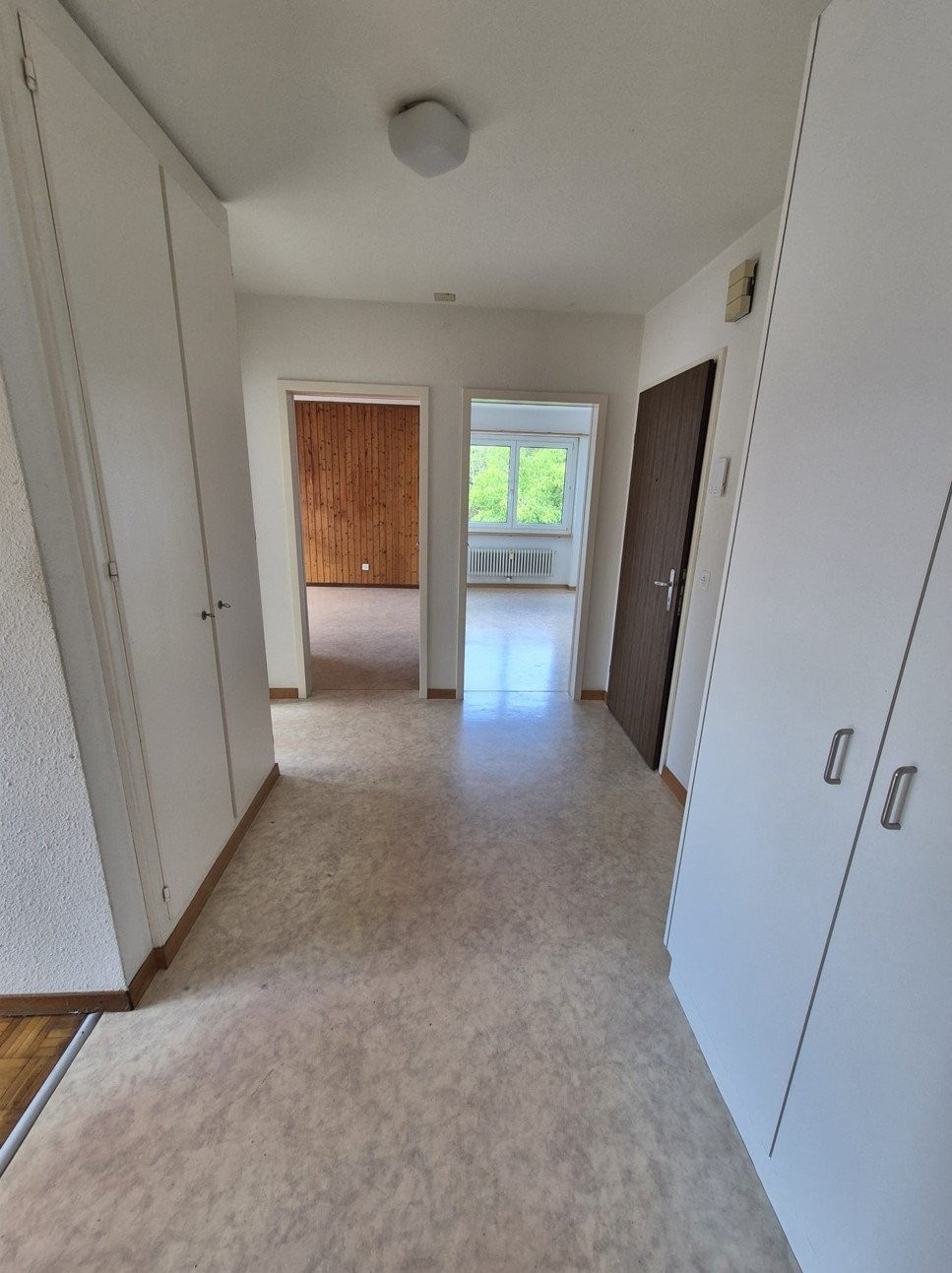 4 rooms apartment, photo 8 of 10