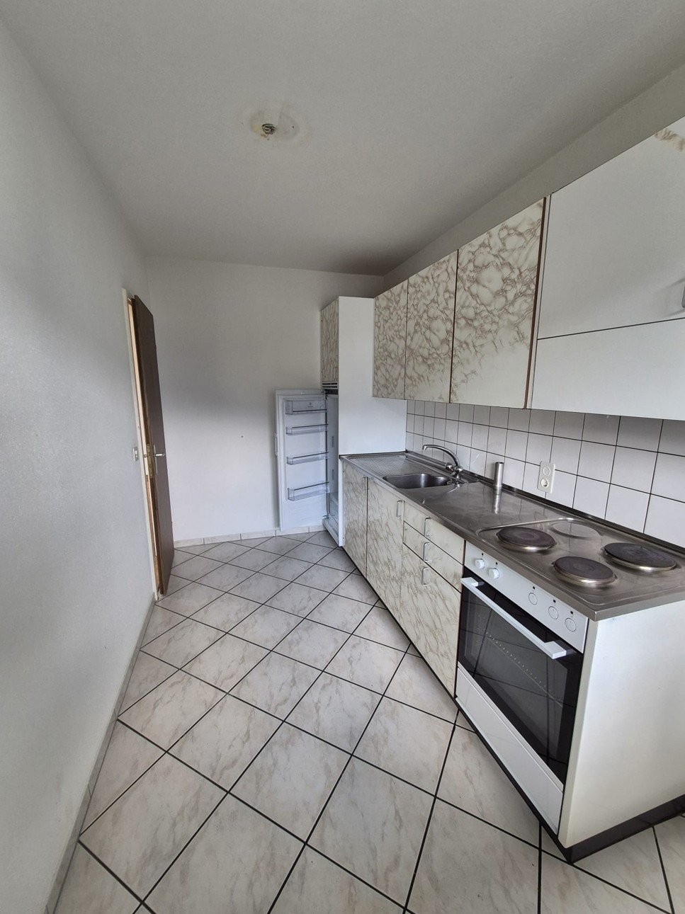4 rooms apartment, photo 2 of 10