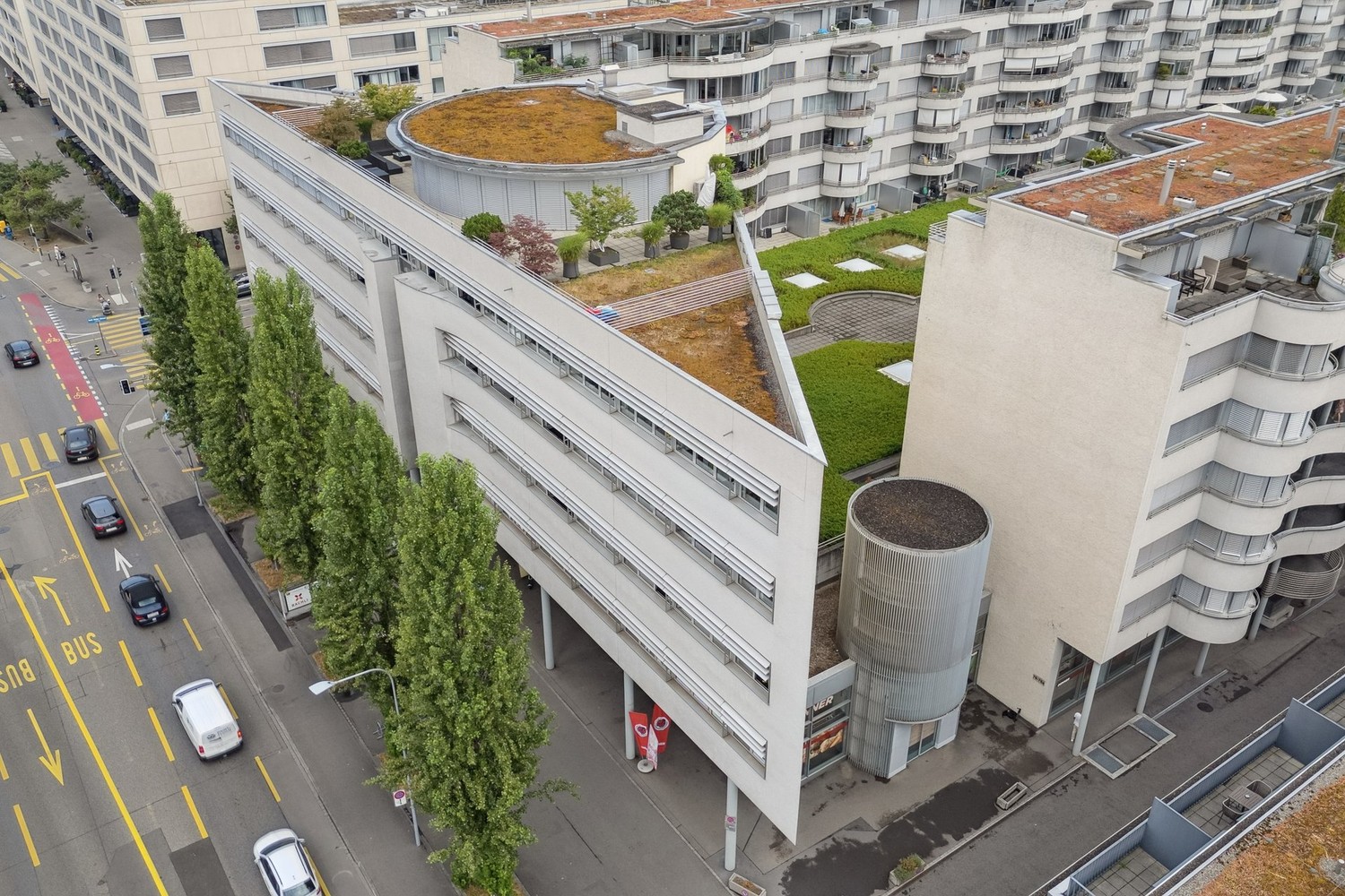 451m² office, photo 3 of 10
