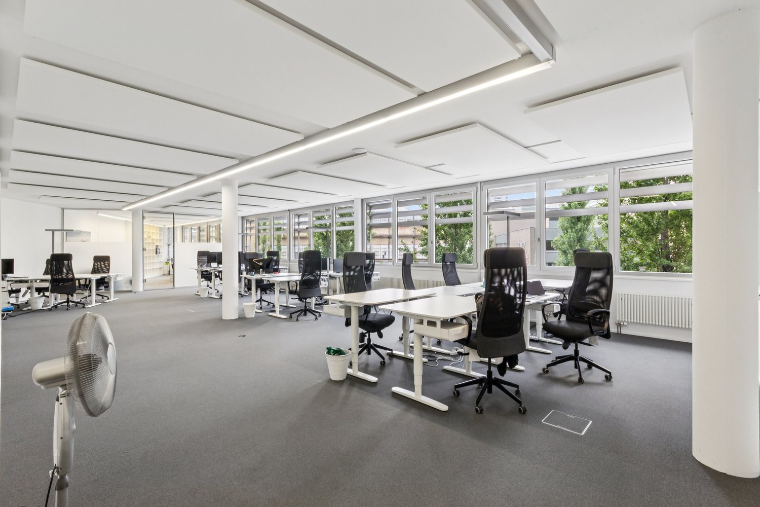 451m² office, photo 4 of 10