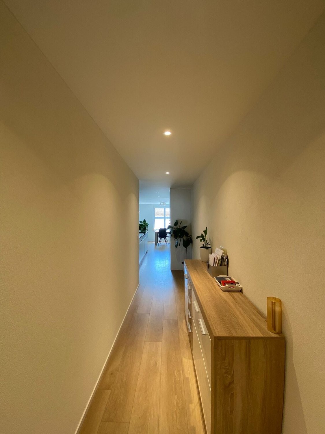 Living / commercial building, photo 3 of 8
