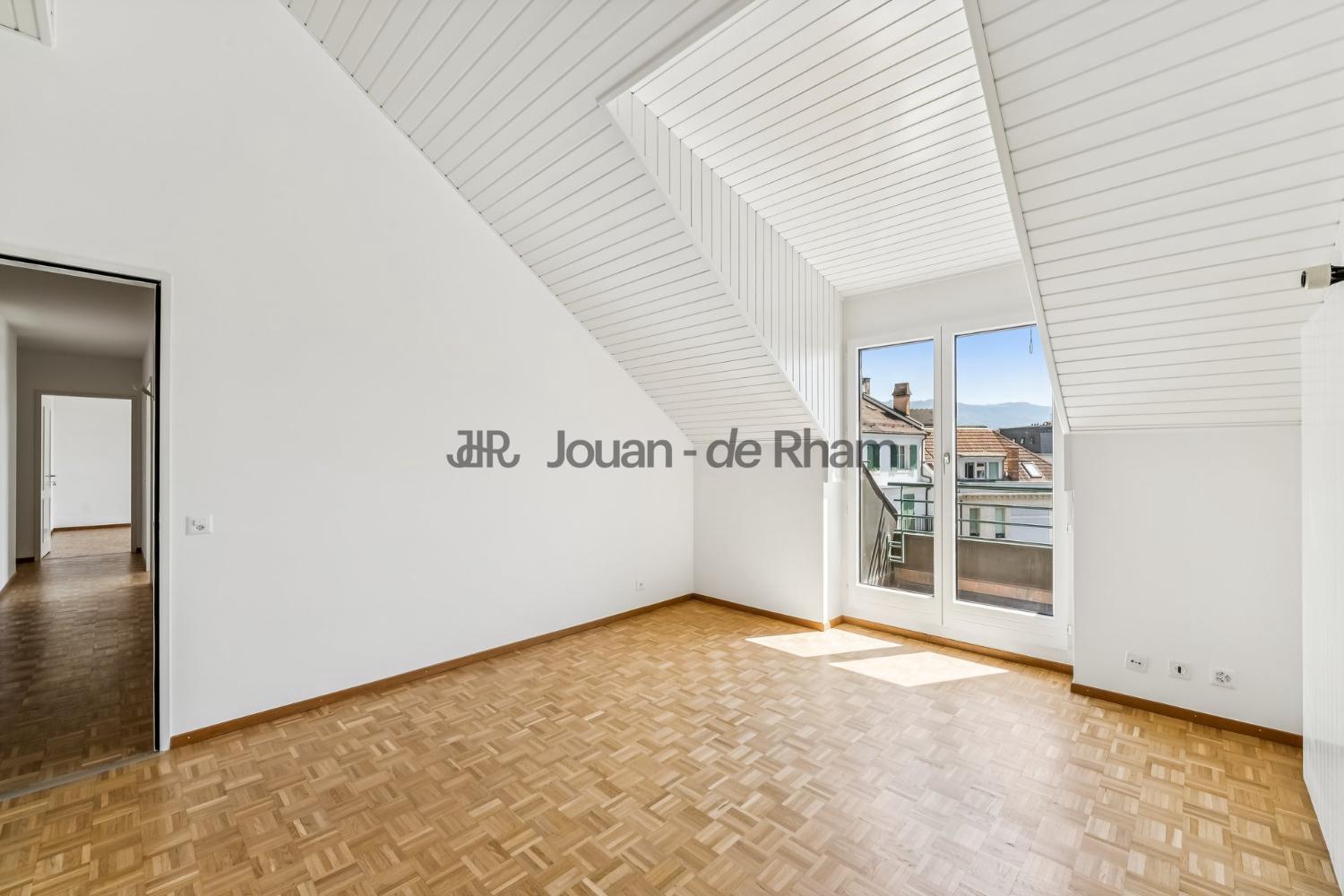 7 rooms apartment, photo 7 of 10