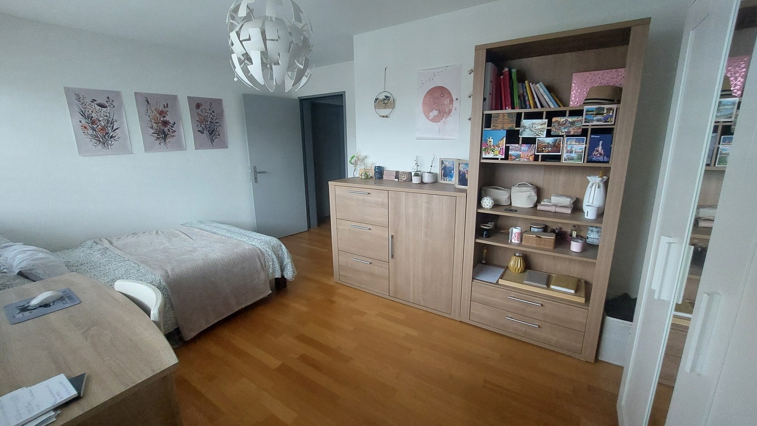Chambre dans un appartement partagé