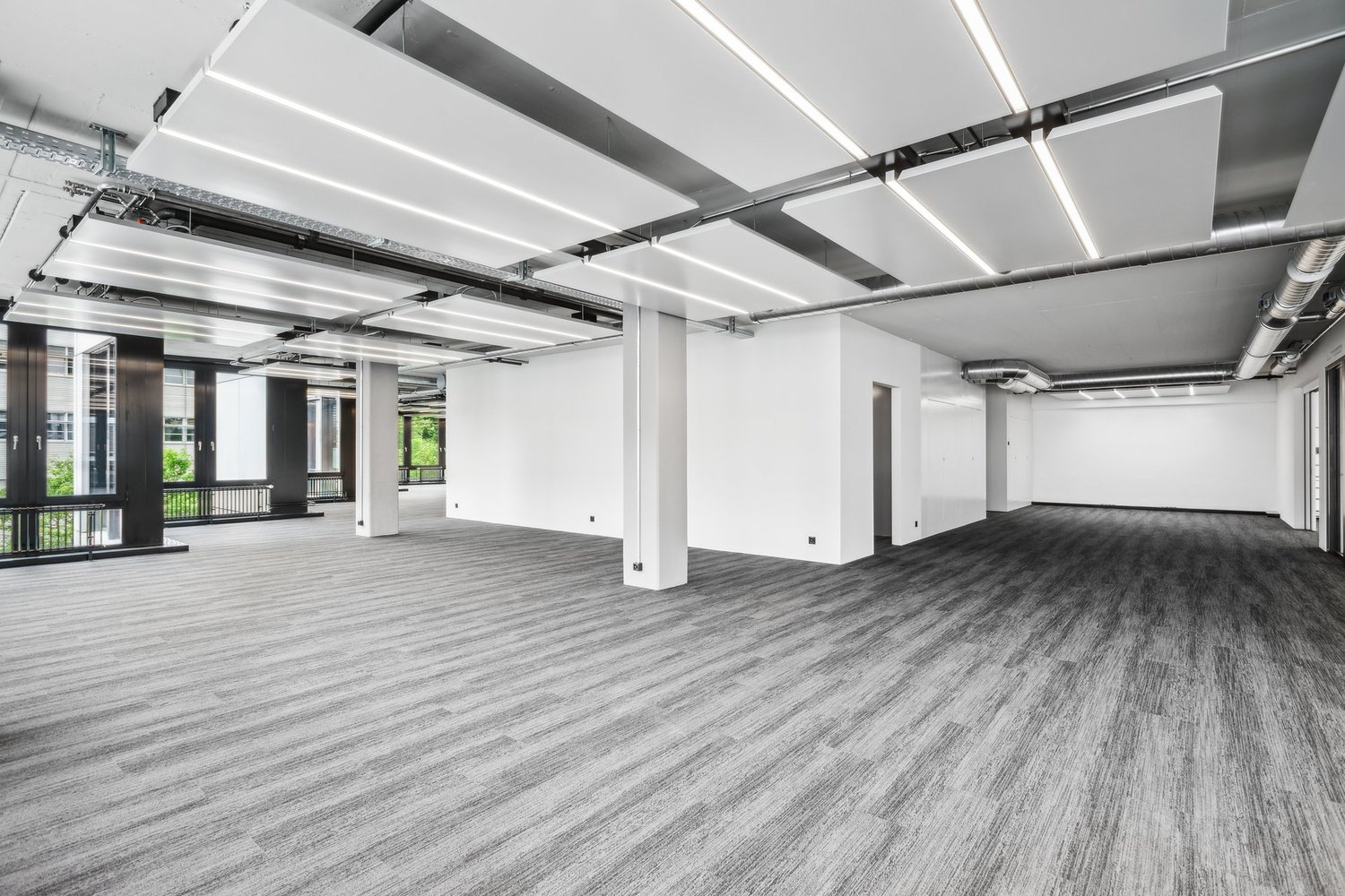 440m² office, photo 6 of 10