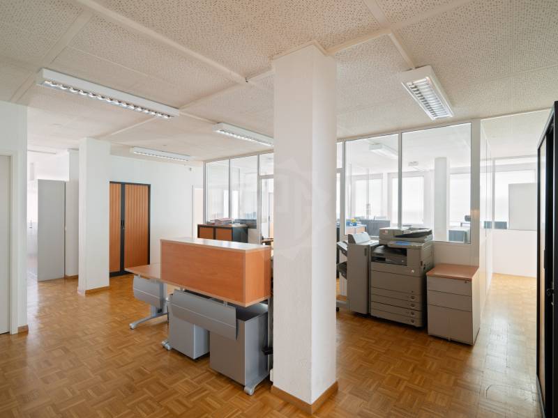 186m² office, photo 5 of 10