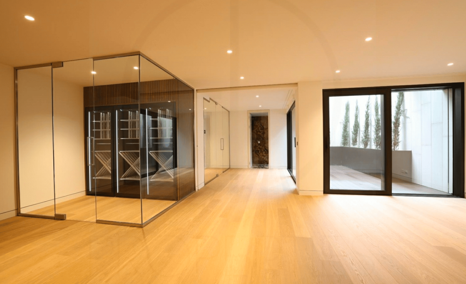 5 rooms apartment, photo 7 of 9