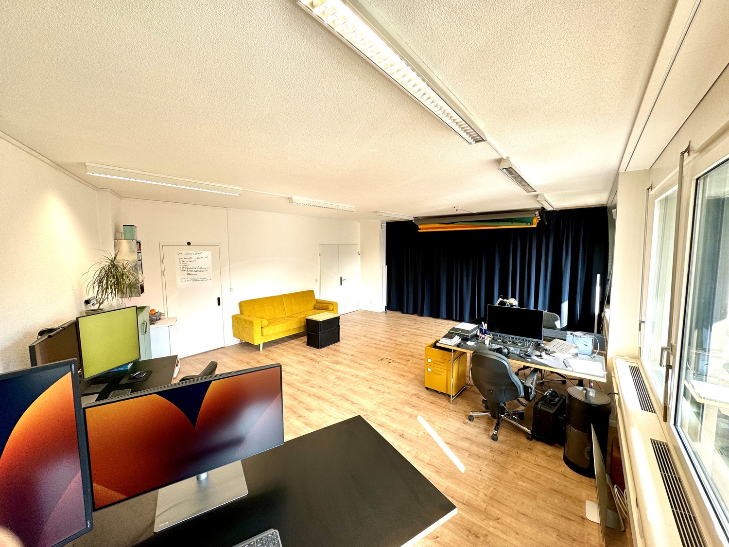 52m² office, photo 1 of 7
