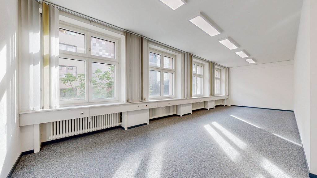 150m² office, photo 5 of 10