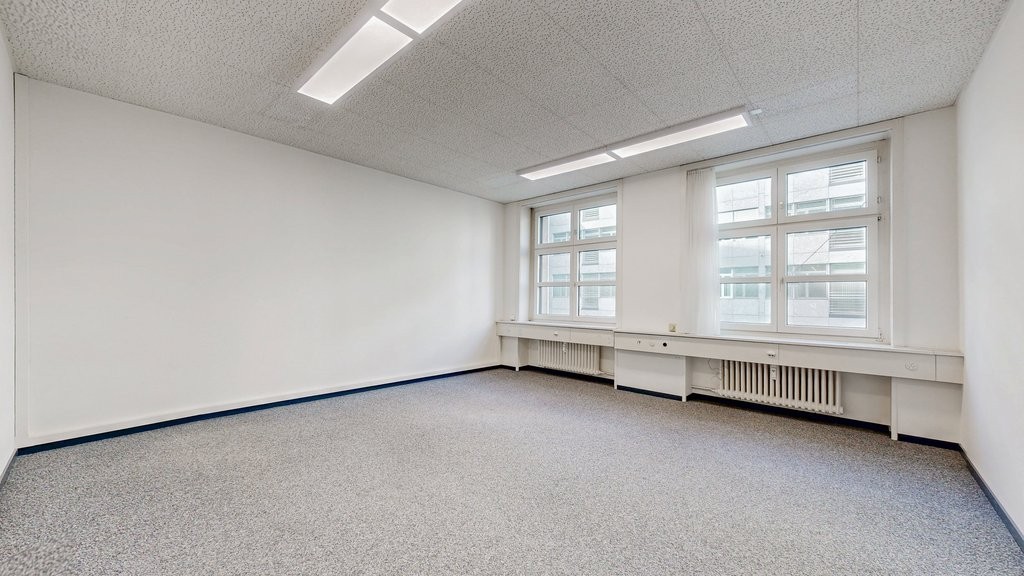 150m² office, photo 3 of 10