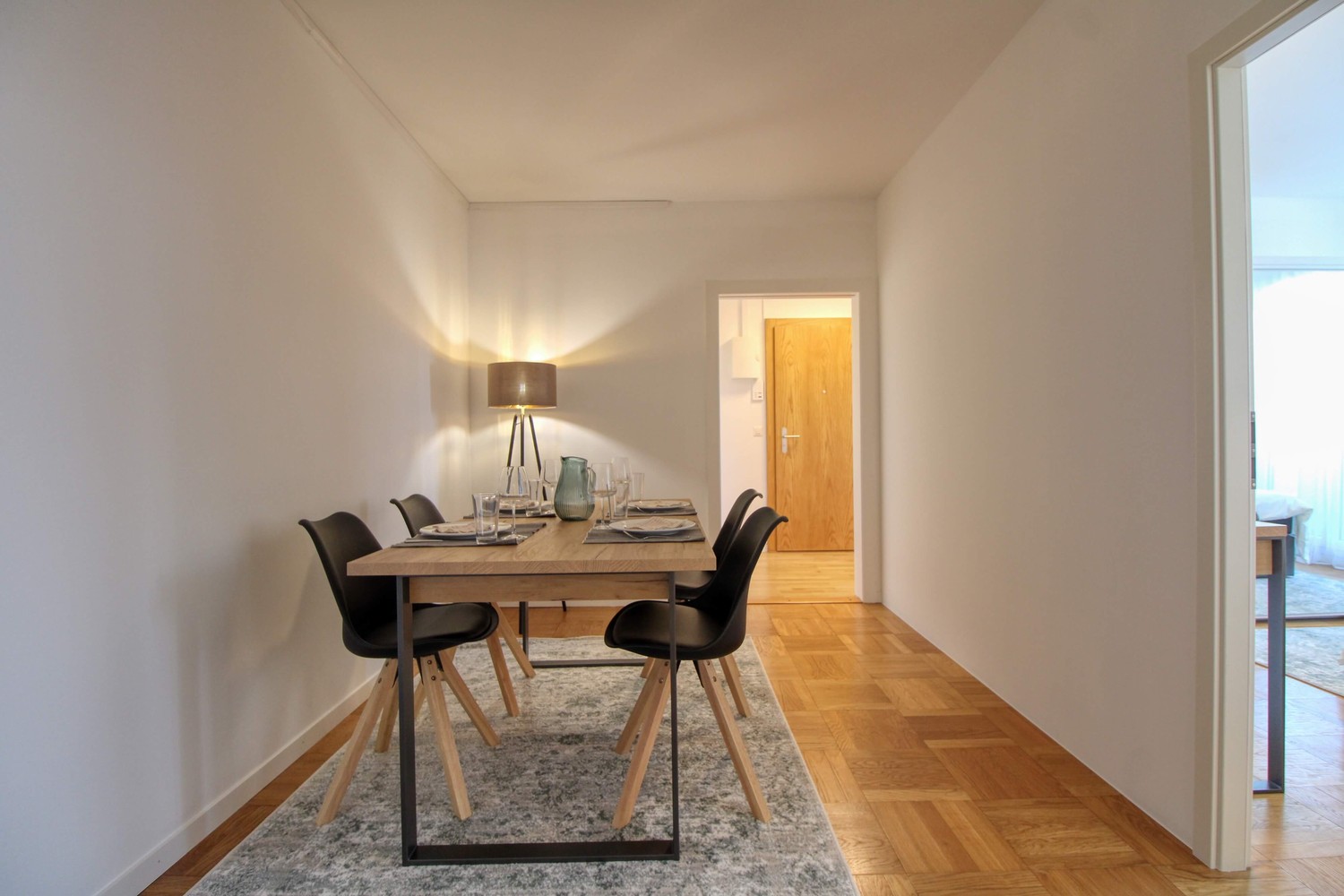 1 room single room