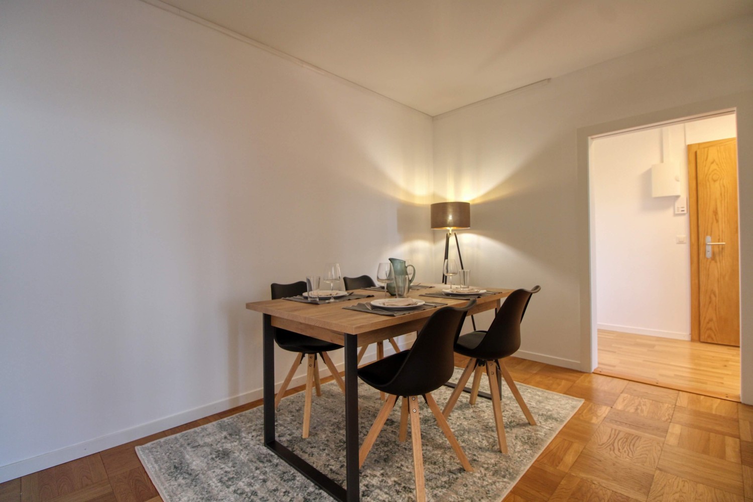 1 room single room