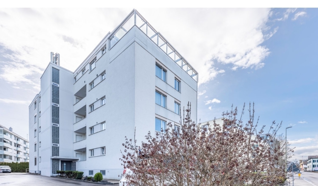 Bright & Central Apartment in Affoltern am Albis, photo 1 of 5