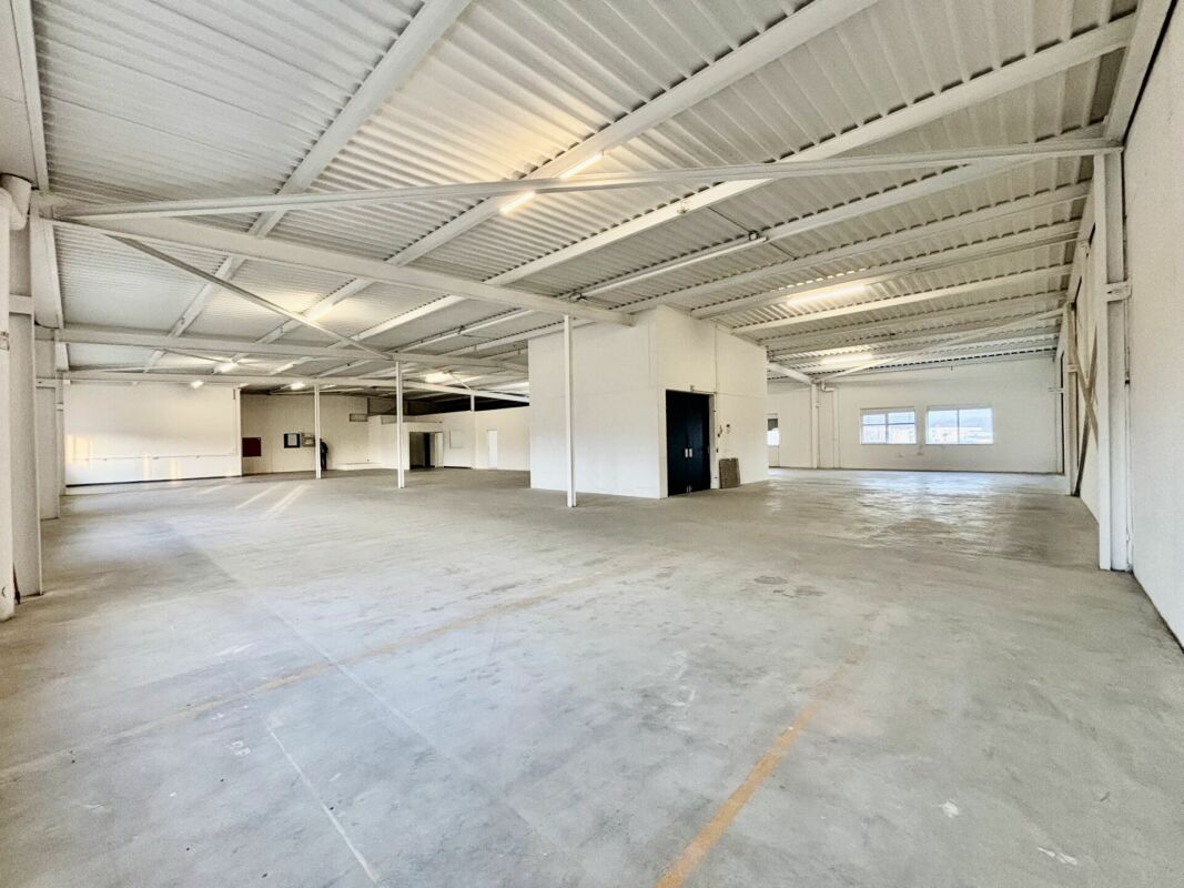 625m² office, photo 4 of 10