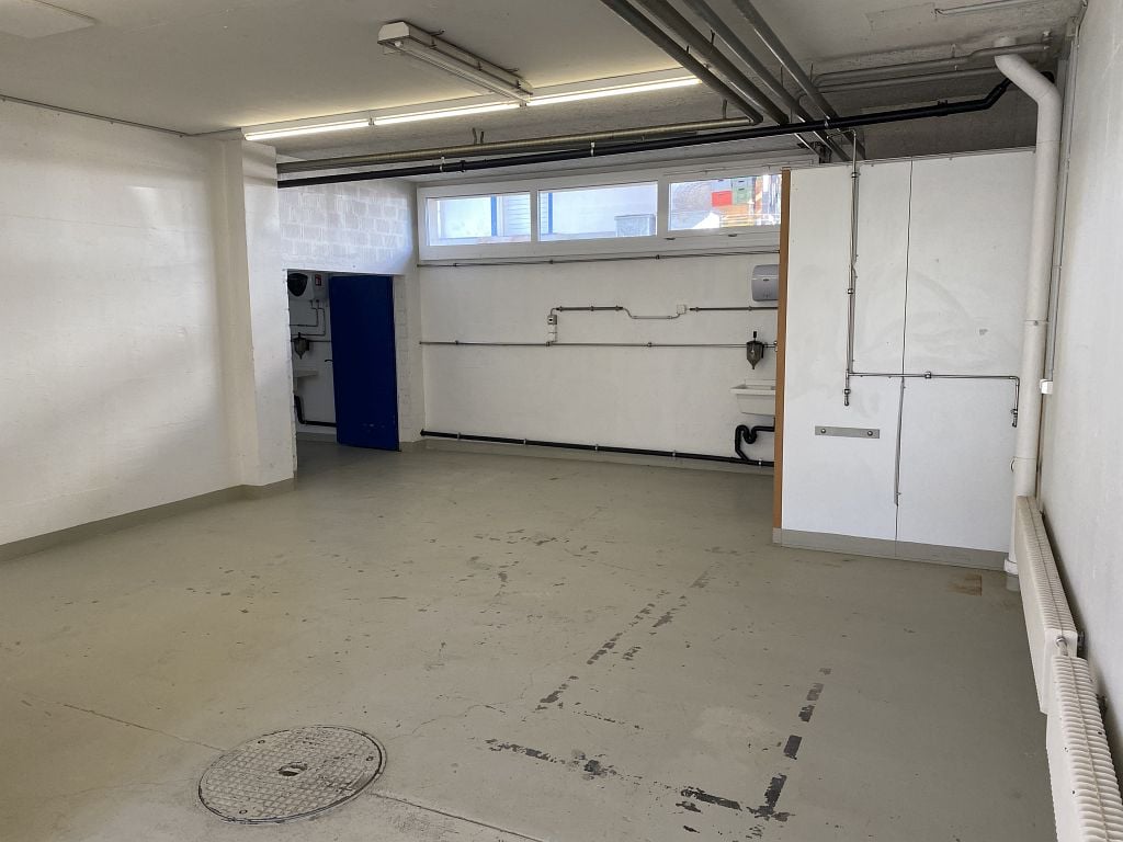160m² commerciale