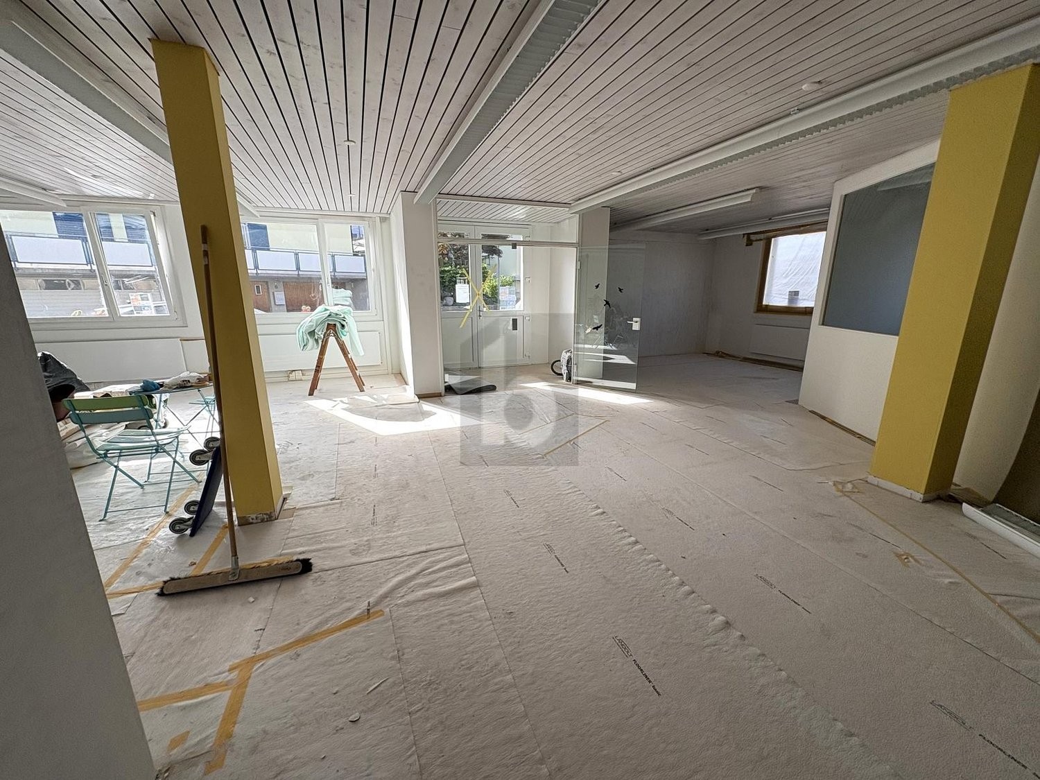 160m² shop, photo 4 of 4