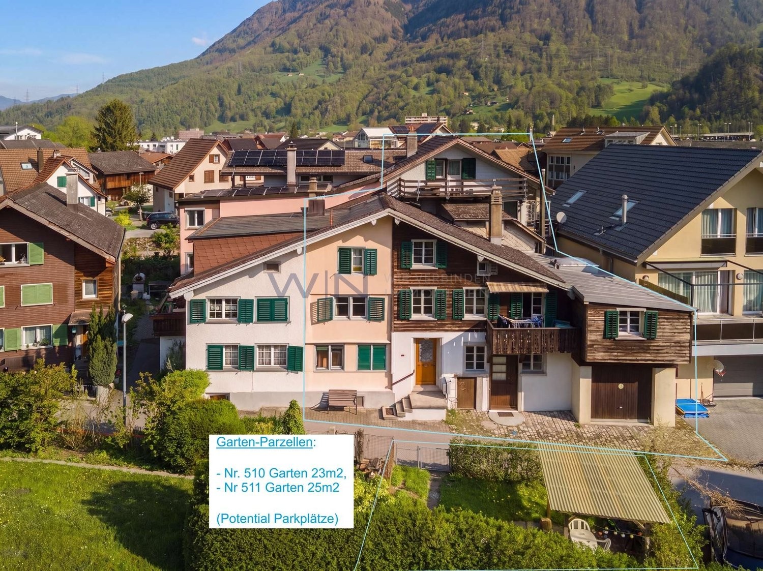 Maison multifamiliale de 15 ½ pièces

Quatre appartements loués. Rendement immédiat. Potentiel supplémentaire.

Un objet de placement rare au cœur du village : deux maisons en lot avec quatre appartements entièrement loués, un rendement attractif et des relations locatives existantes. Complétée par , photo 9 sur 10