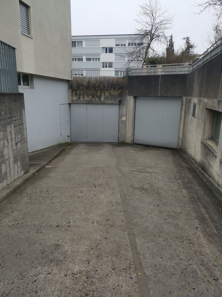 Underground slot, photo 1 of 2