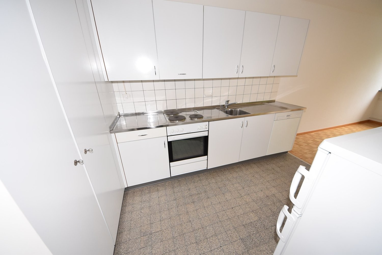 3 rooms apartment, photo 2 of 5