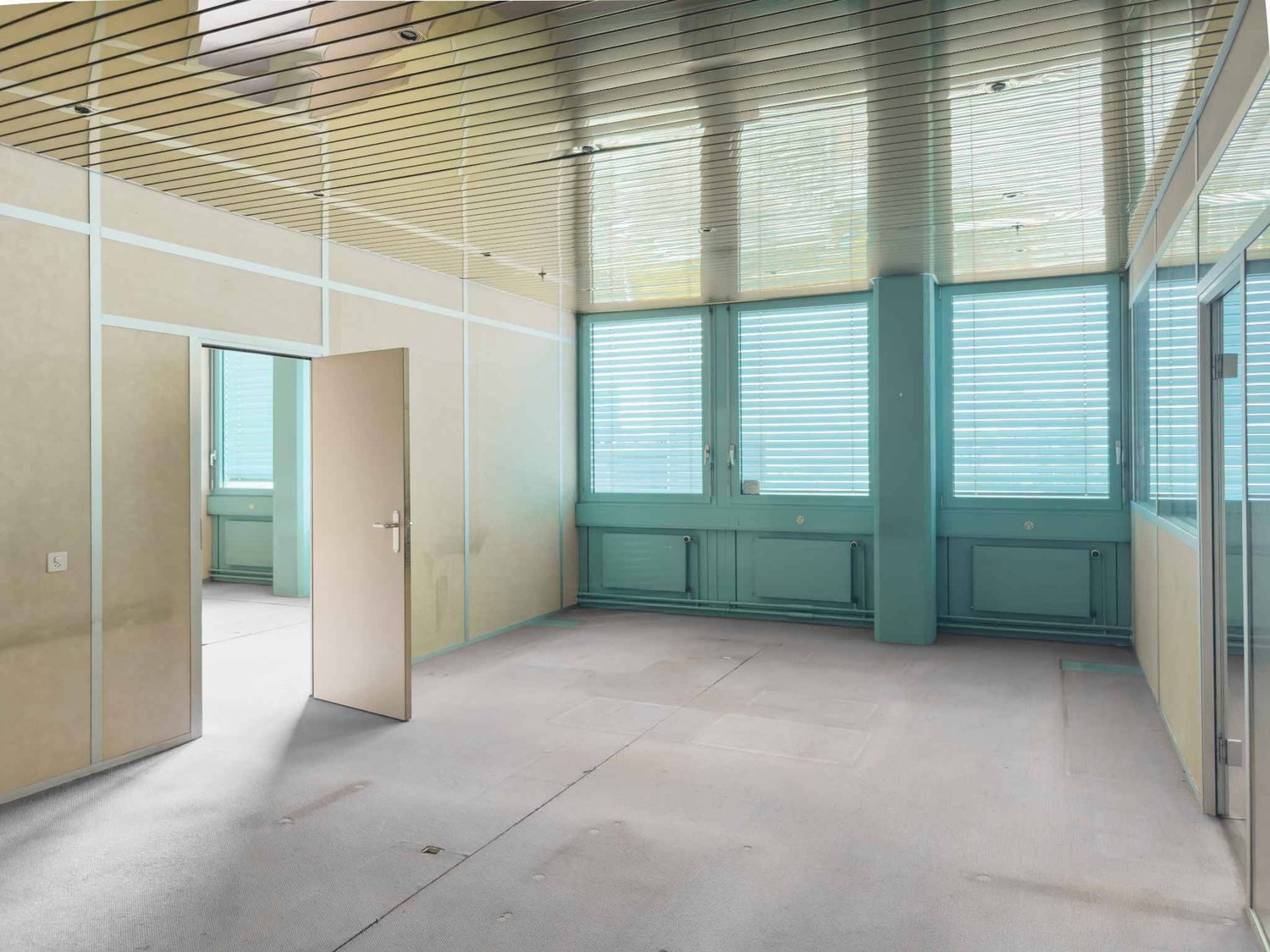 231m² commercial, photo 3 of 6
