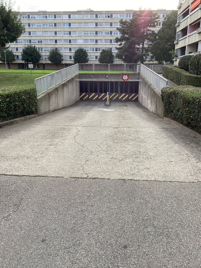 Underground slot, photo 3 of 3