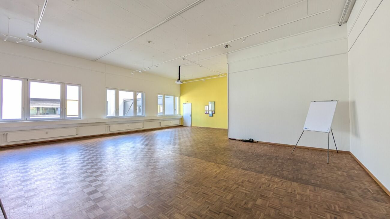 367m² commercial