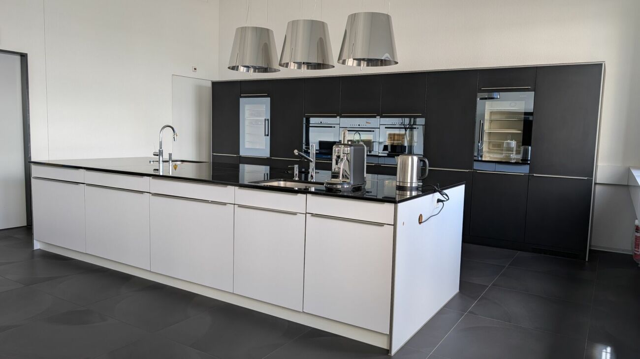 367m² commercial