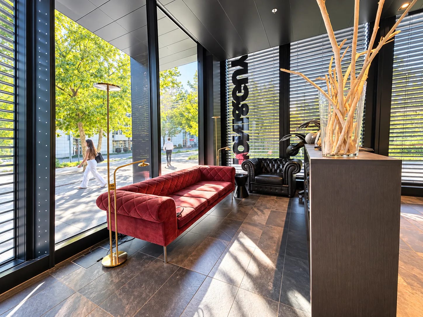 95m² commerciale