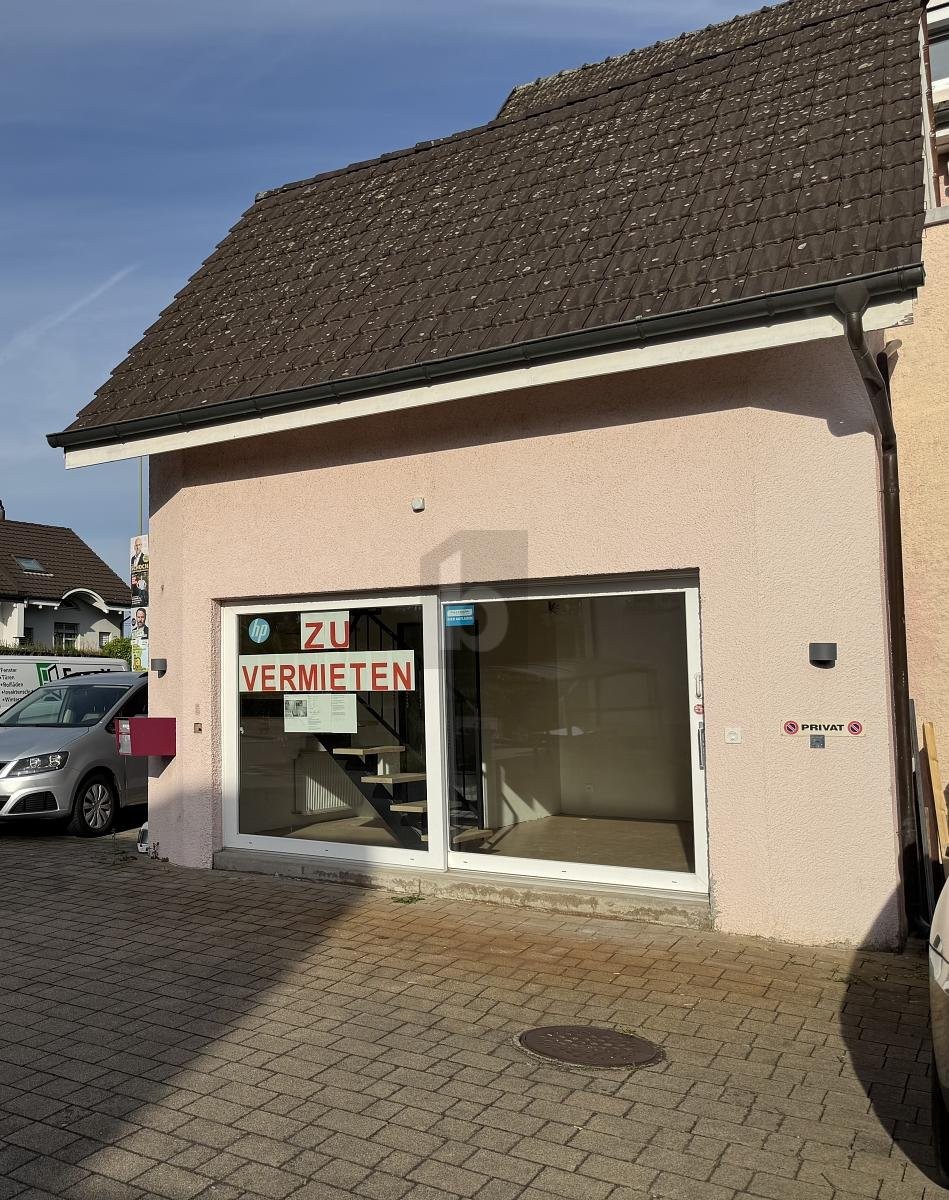 60m² shop