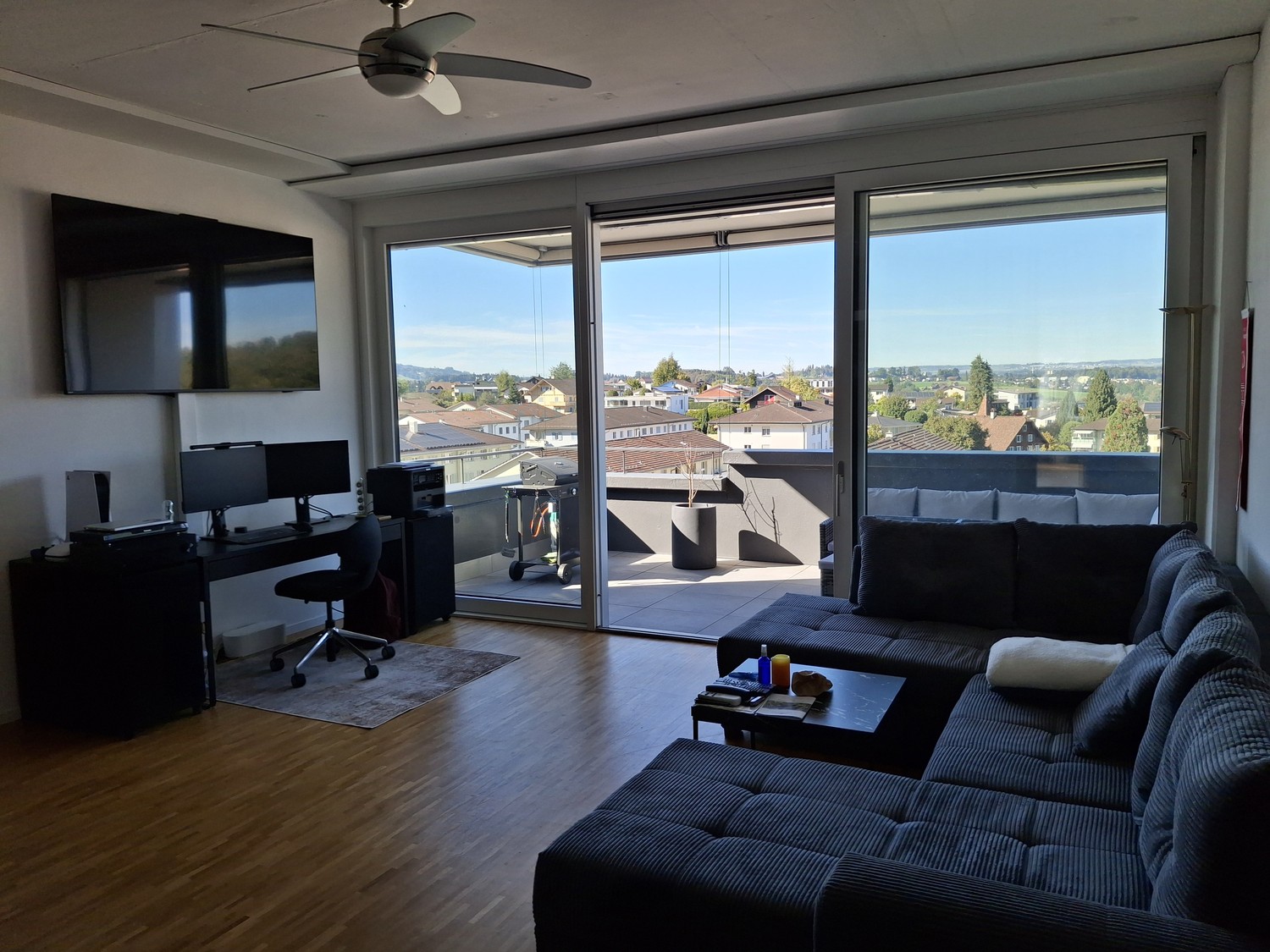 2 rooms apartment, photo 1 of 9