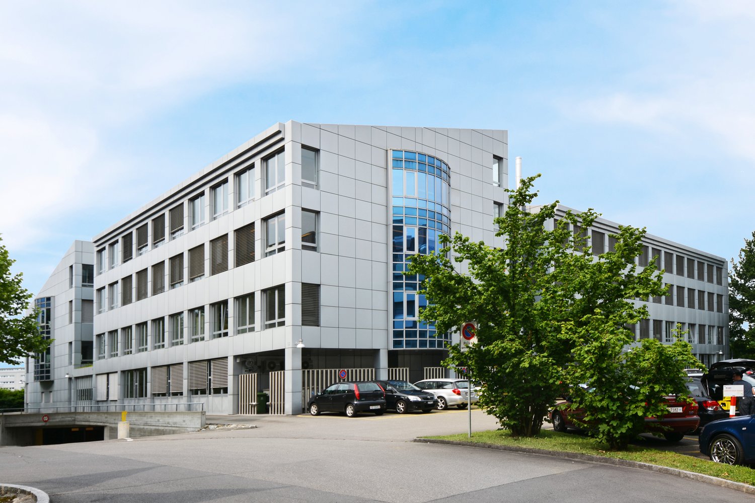 773m² bureau