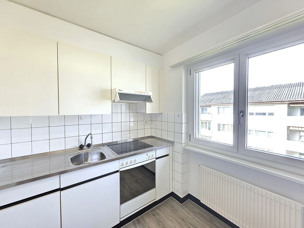 4 rooms apartment, photo 2 of 6