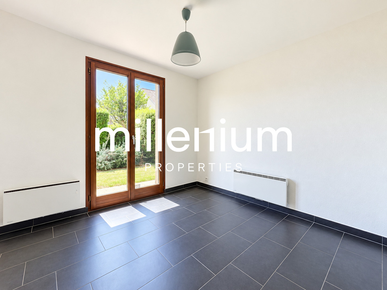 4 rooms single house