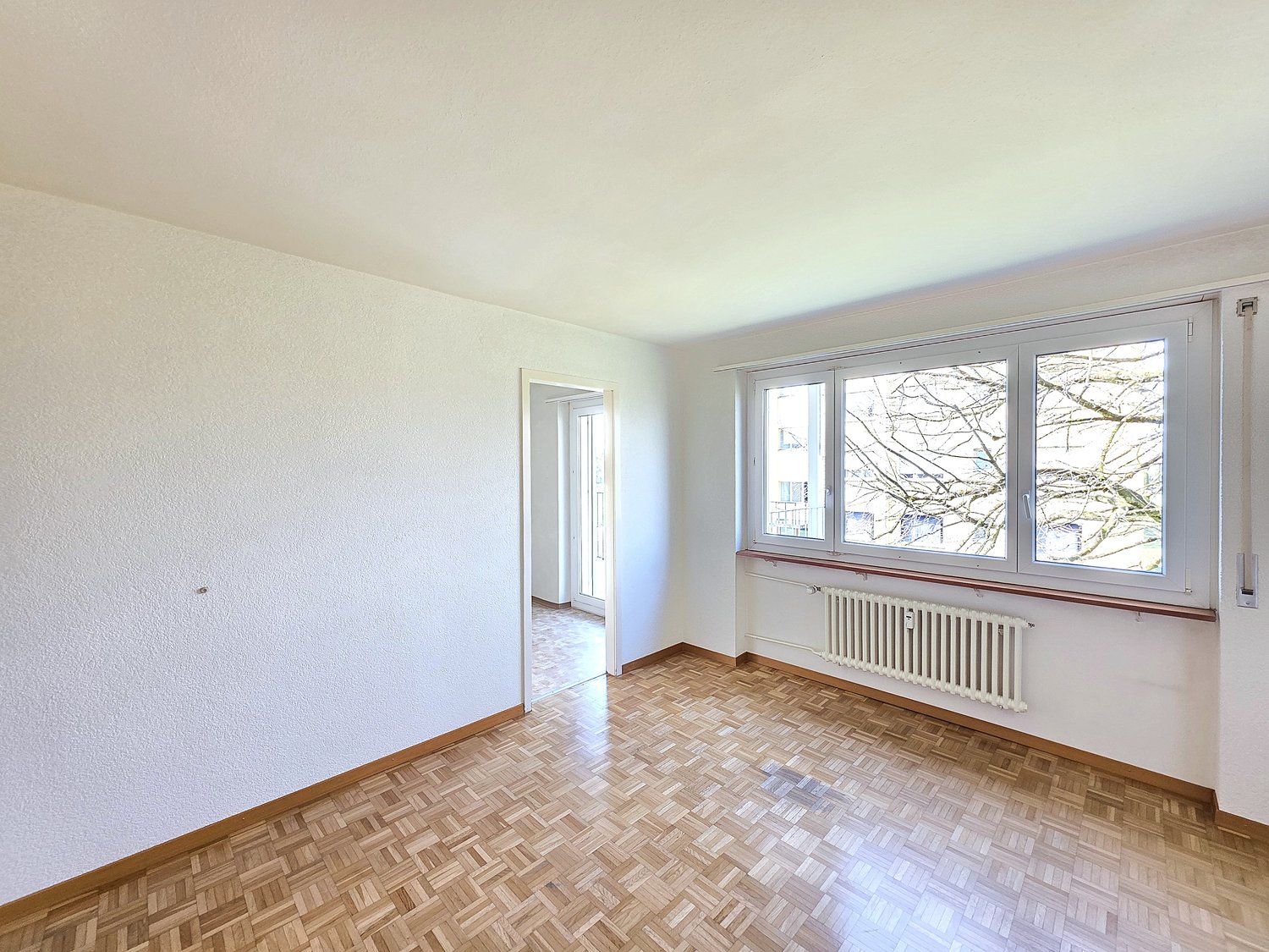 2 rooms apartment, photo 2 of 6