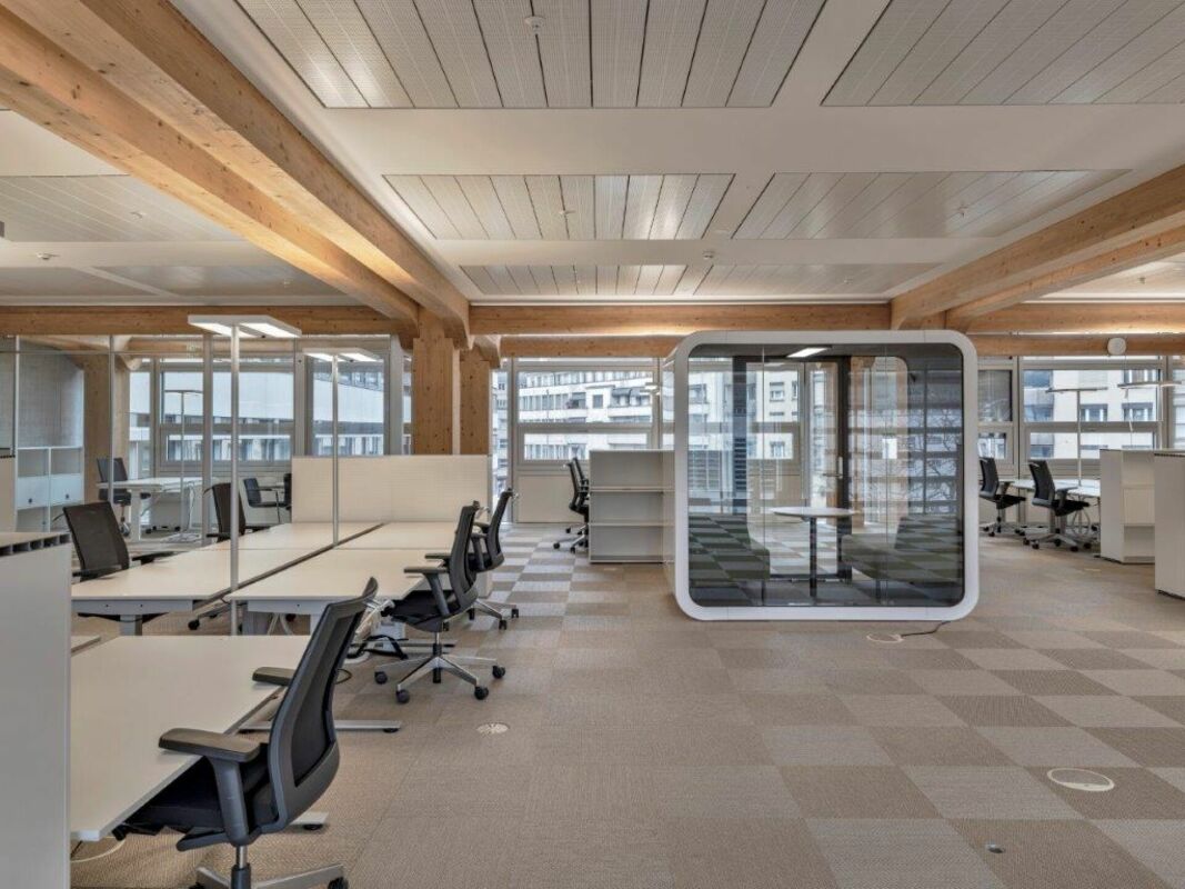 864m² office, photo 4 of 8