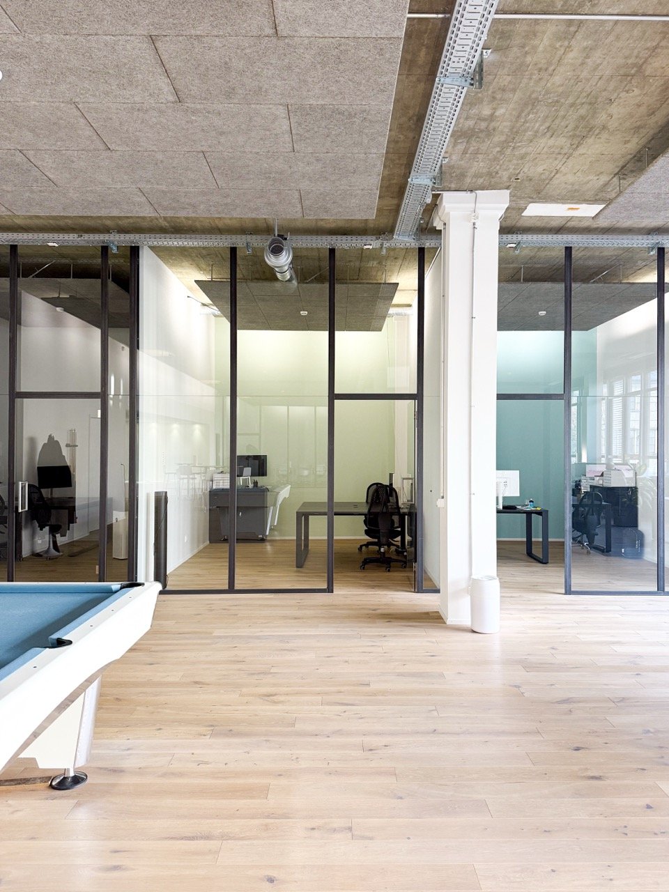 400m² office, photo 3 of 7