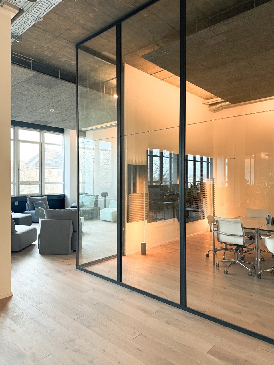400m² office, photo 5 of 7