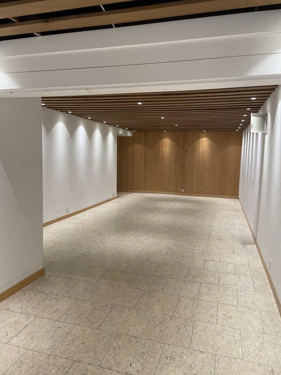 115m² cellar compartment, photo 2 of 8