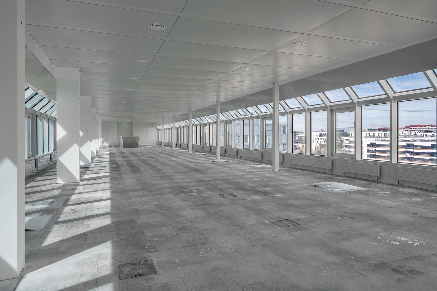 940m² office, photo 5 of 10