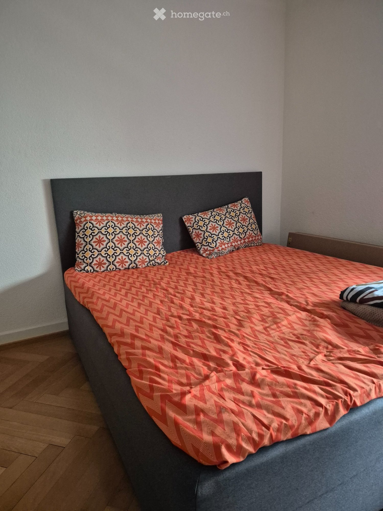 1 room single room, photo 1 of 3