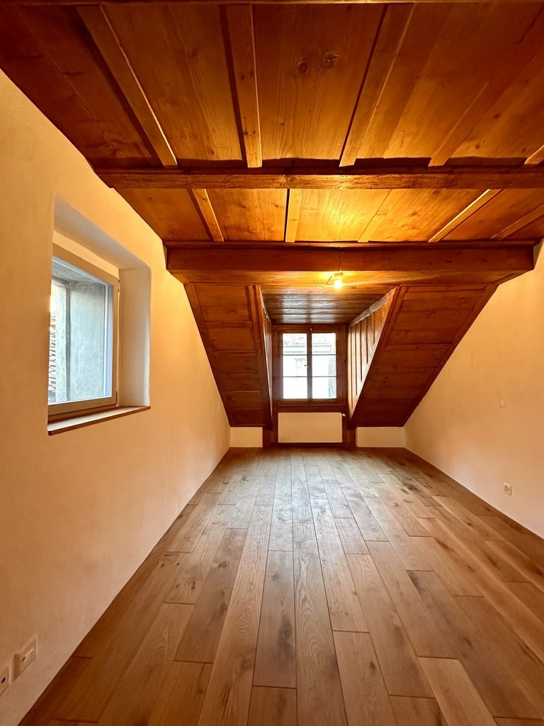 1 room roof flat, photo 1 of 6
