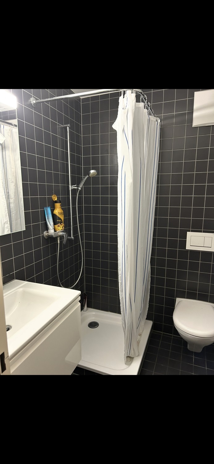 Room in a shared flat, photo 4 sur 6