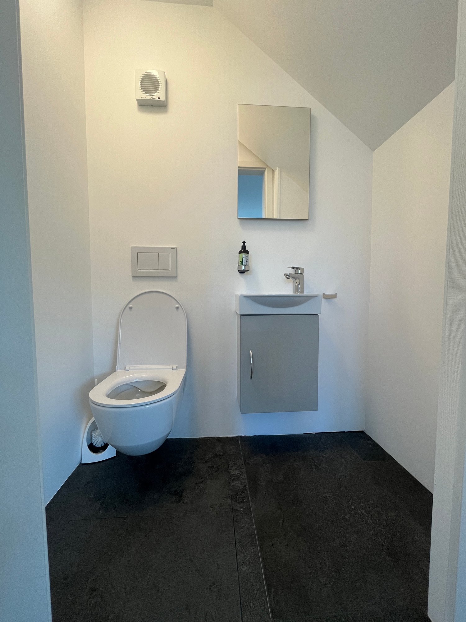 170m² commercial, photo 6 of 6