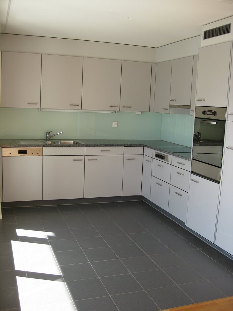 Appartamento attico di 3 ½ locali, foto 4 di 6